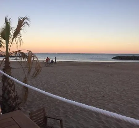 Prázdninový dům - Climatisee 5 Pers Proche Avec Terrasse Et Parking V0387 *