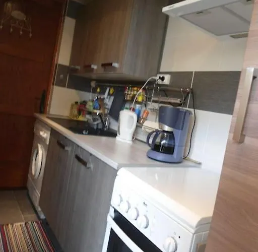 Дом отдыха Agence Jf Immo - Climatisee 5 Pers Proche Avec Terrasse Et Parking V0387 *